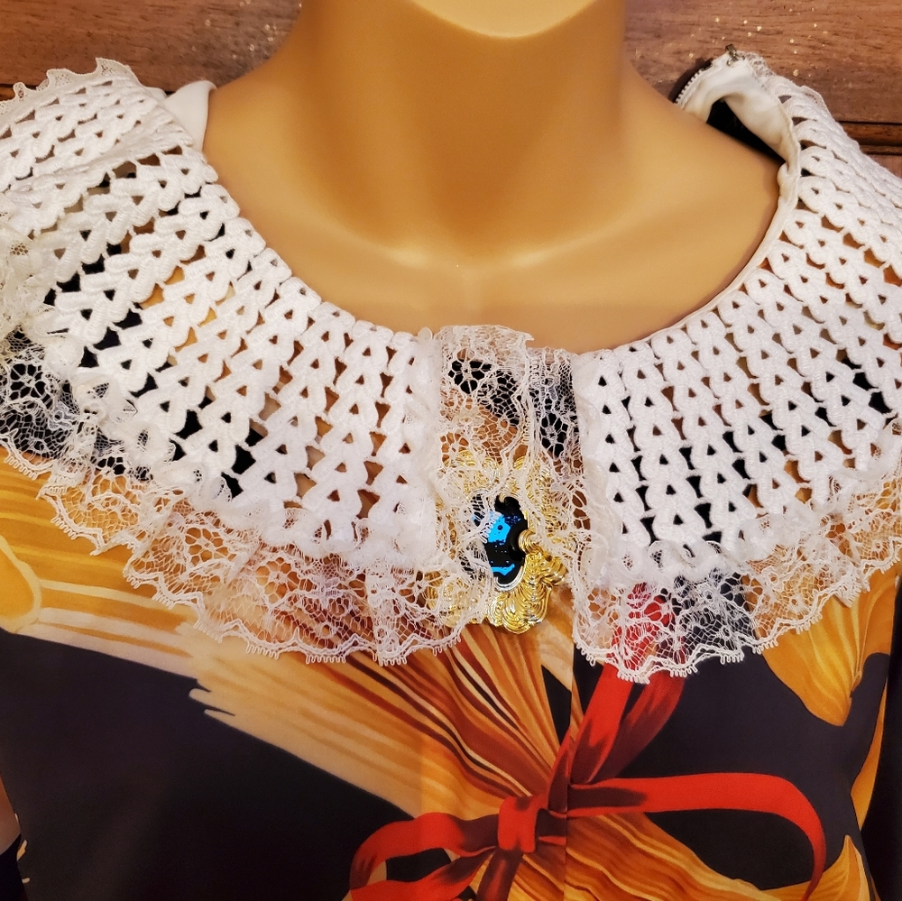 Dress - Picture 2 of 16